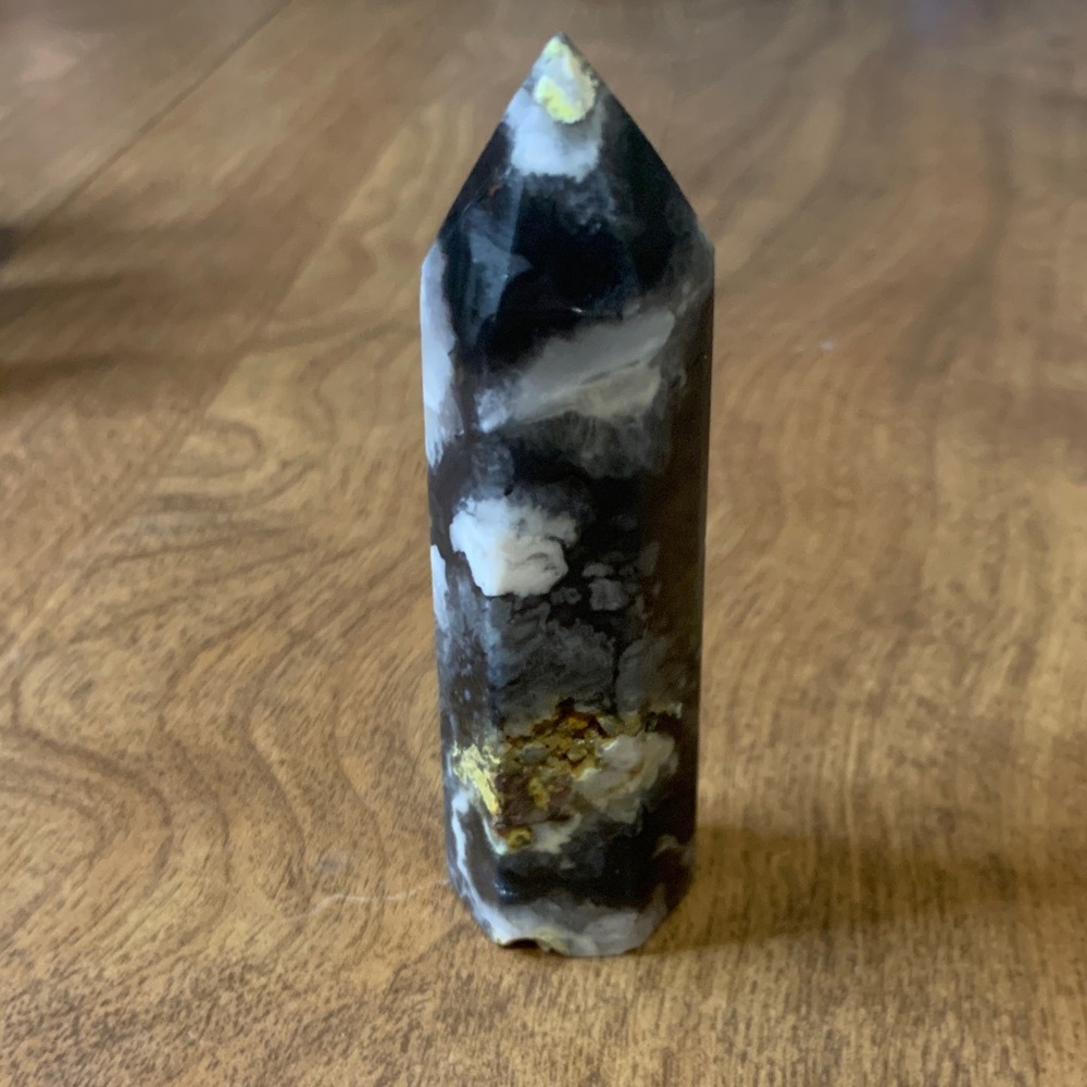 Druzy Agate Tower